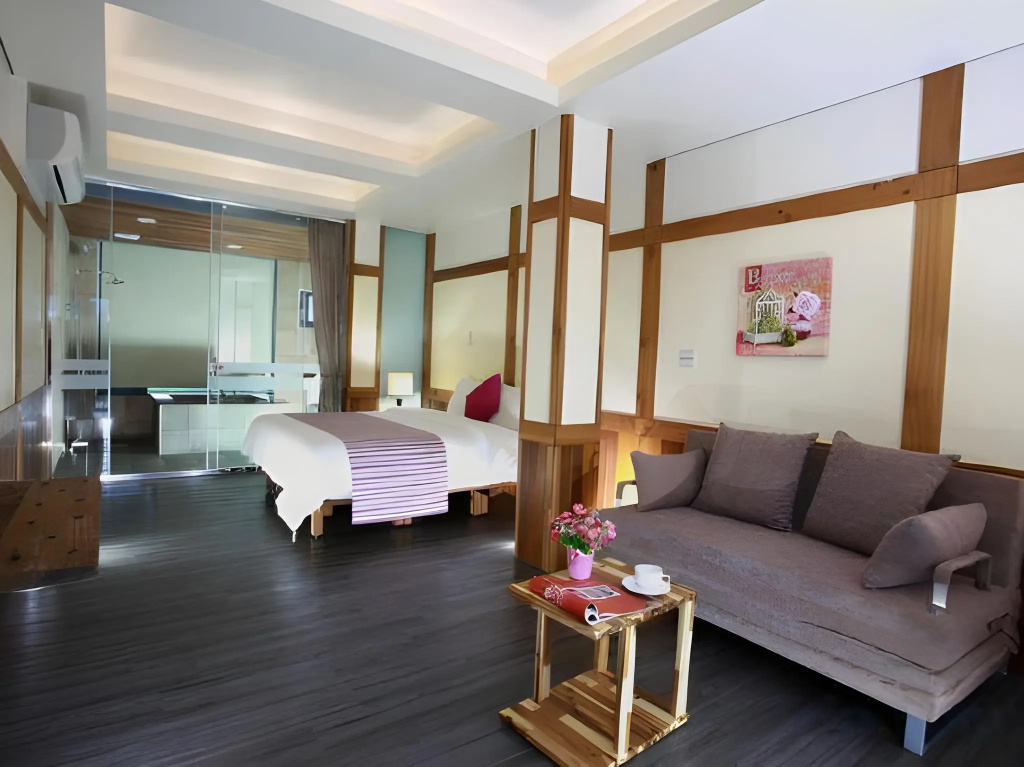 Artisan B&B — 3