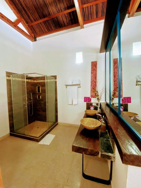 Suite with balcony