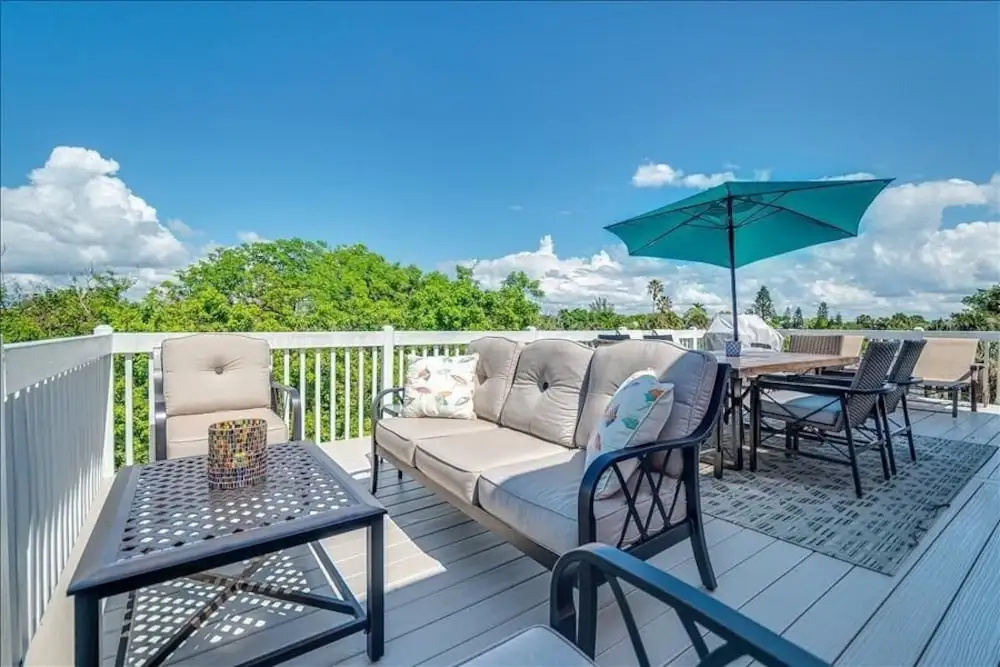 343 Gulf Blvd - 4Br Home