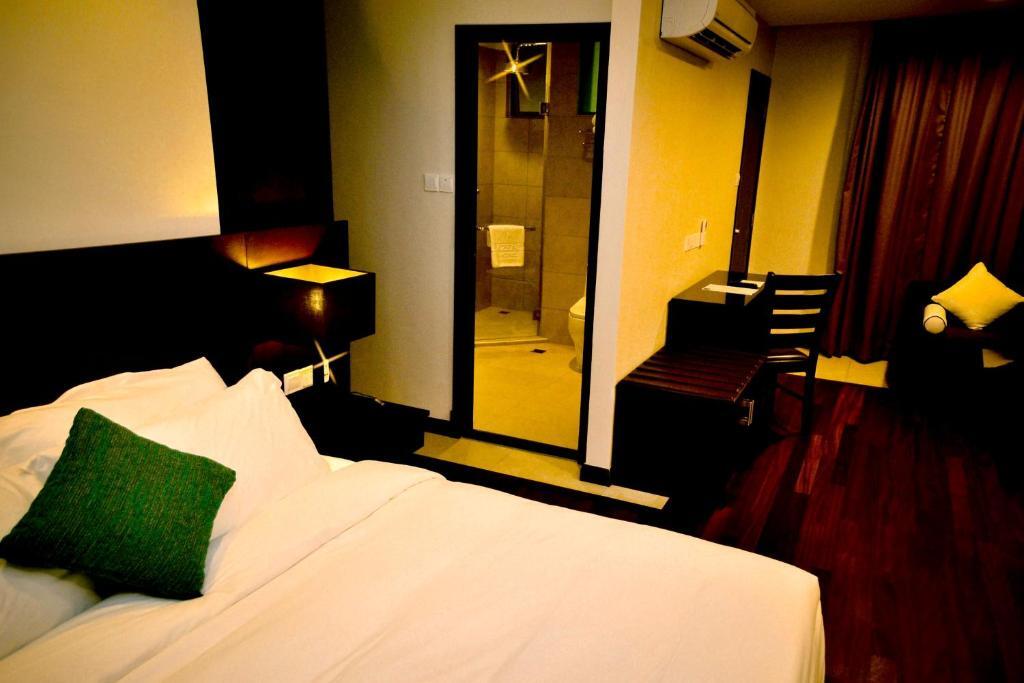 Lazenda Hotel