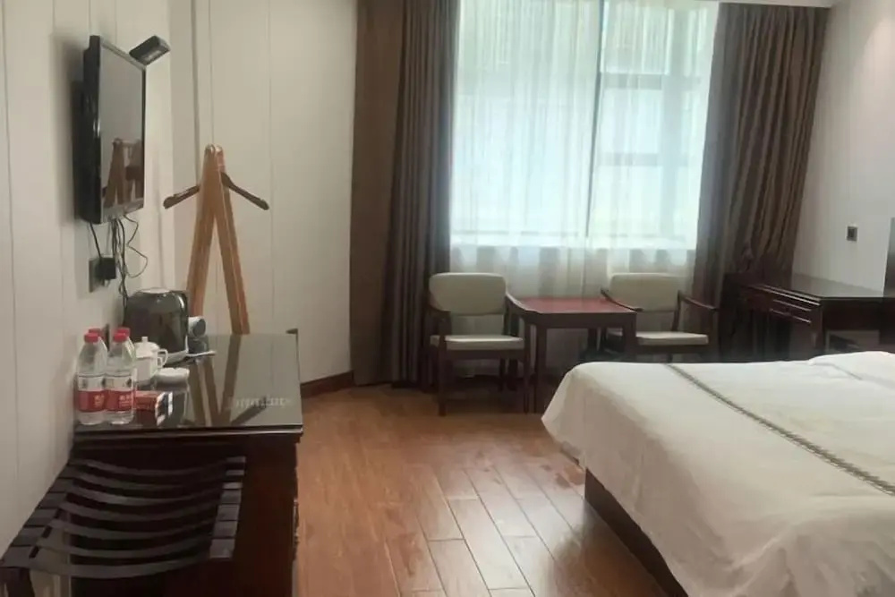 Junhao Hotel