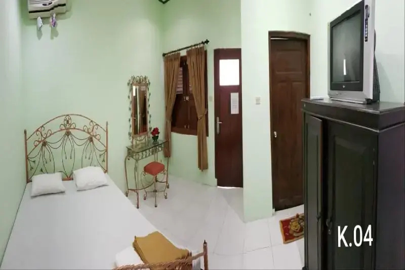Standard Double room (full double bed)