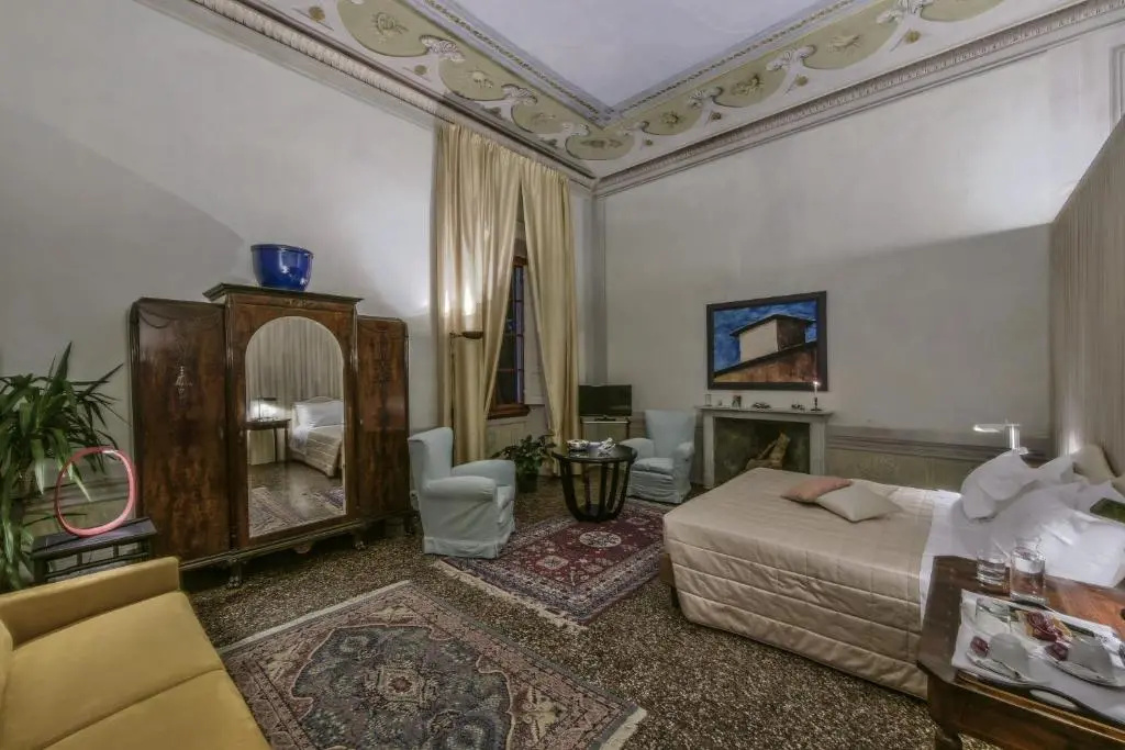 Residenza dEpoca Torre Dei Lari - Chambres