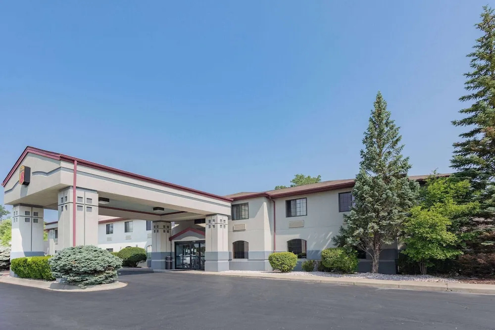 Super 8 Marysville/Port Huron Area