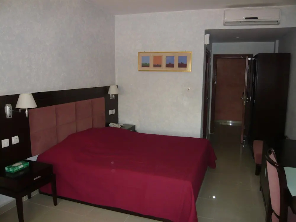 Comfort room