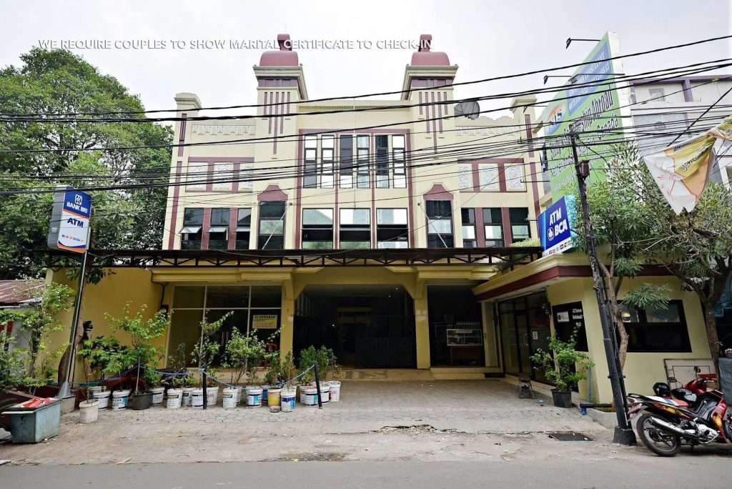 ZEN Rooms Kuningan Syariah