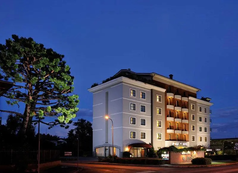 Poli Hotel - Chambres