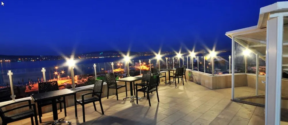 Hotel photo 12