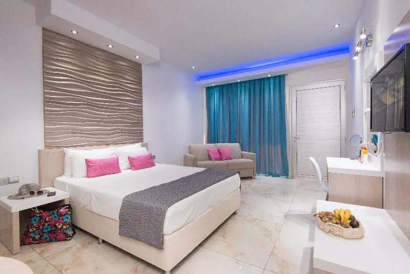 Loutsiana Hotel Apts - Chambres