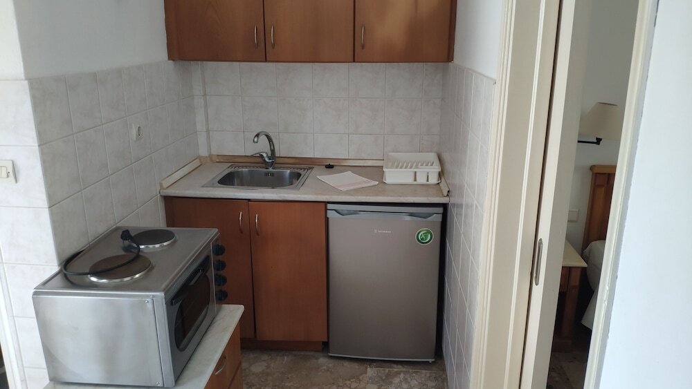 Sidari Inn Aparthotel 3 *
