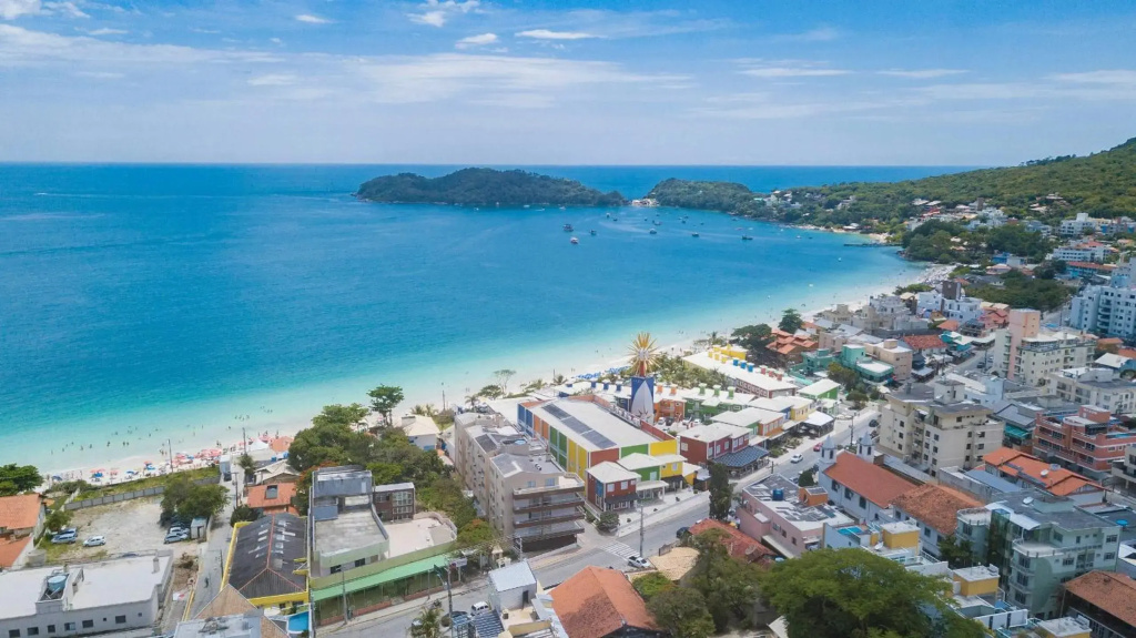 Solar de Bombinhas 204 - A 30 metros da praia de Bombinhas para 5 pessoas Excelente custo-benefício