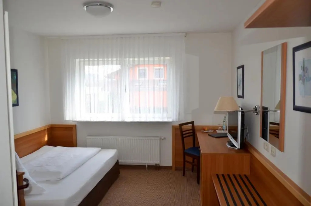 Hotel Höllsteiner Hof - Chambres