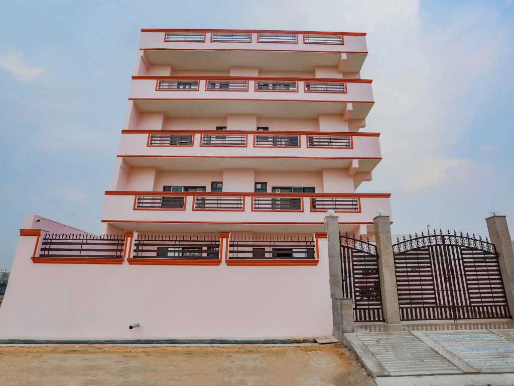 R P Residency by OYO Rooms
