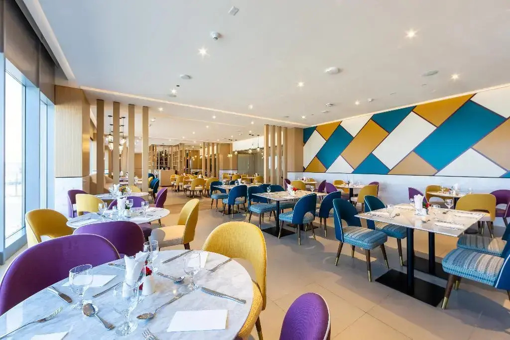 Premier Inn Dubai Dragon Mart Hotel 18
