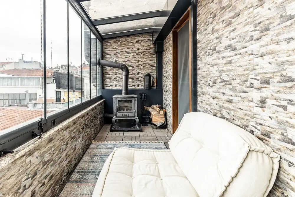 Central and Cozy Flat with Terrace in Sisli