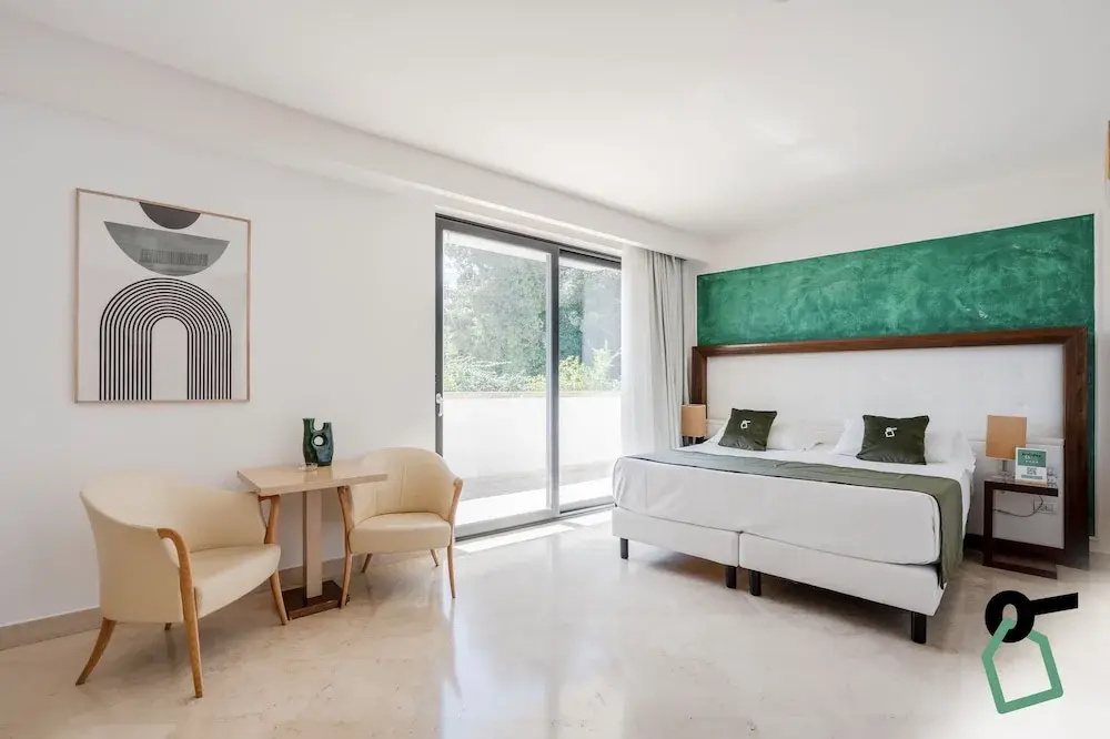 Hotel photo 11