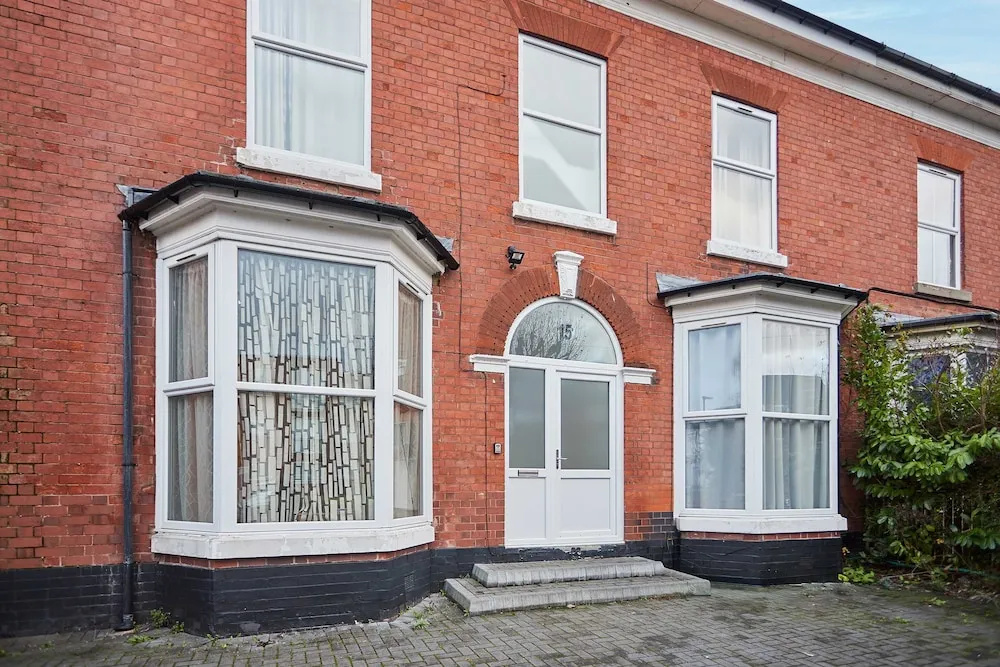 Host Stay Trafalgar Road