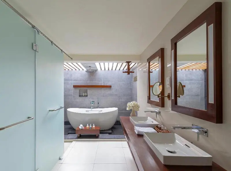 Saman Villas