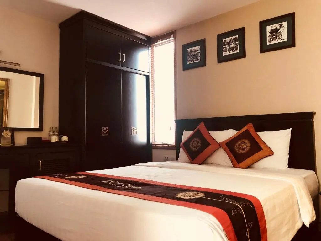 Superior Double room (full double bed)