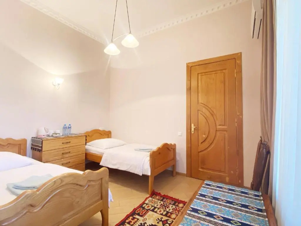 Standard Double room (twin beds)
