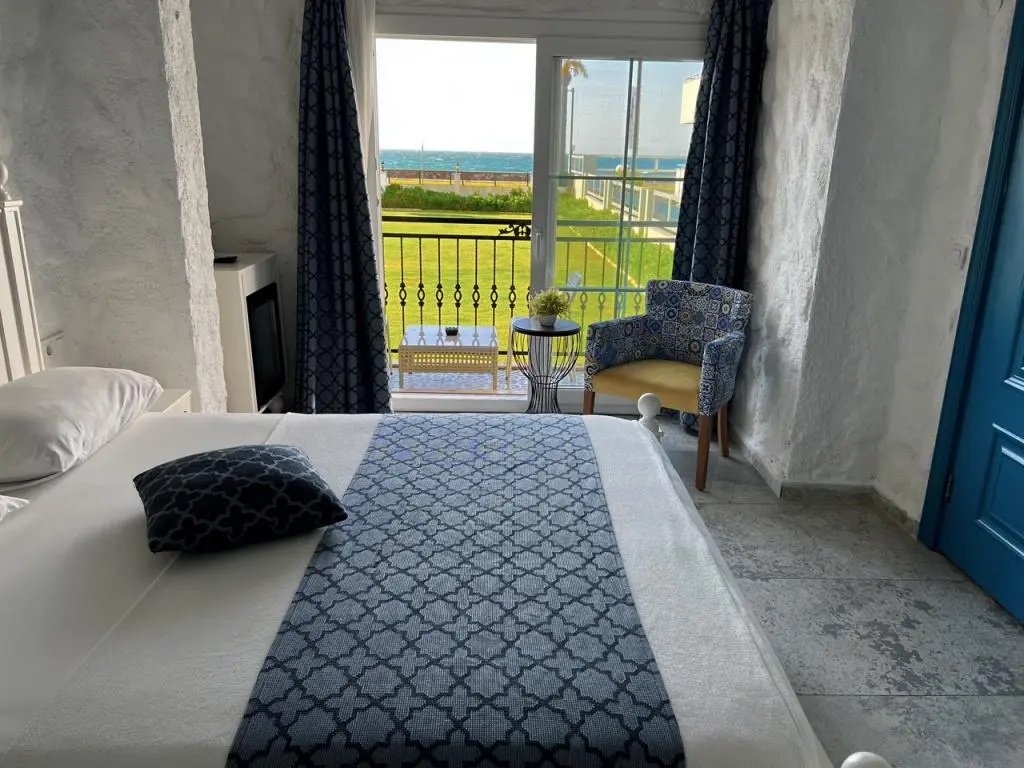 Balcony & Terrace