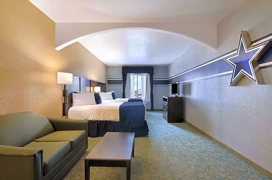 2 Bedrooms Suite