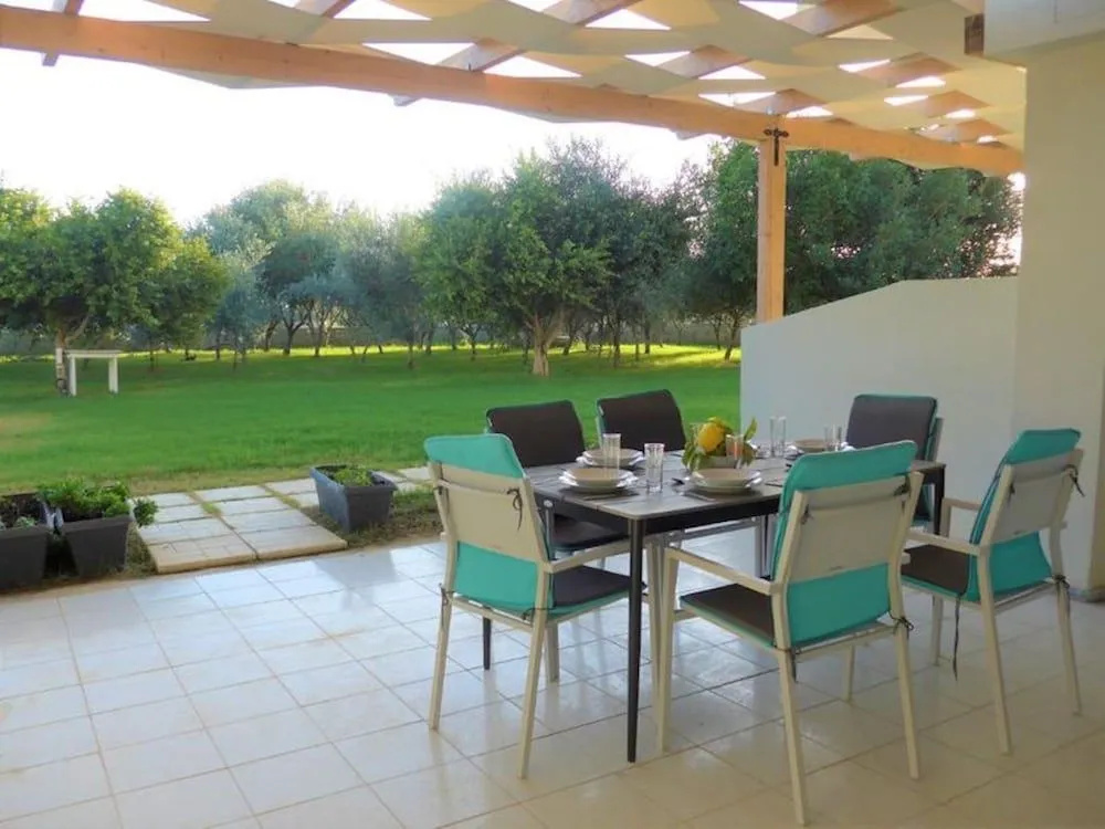 "kalamaki Plaza Apartments ''ostraco''"