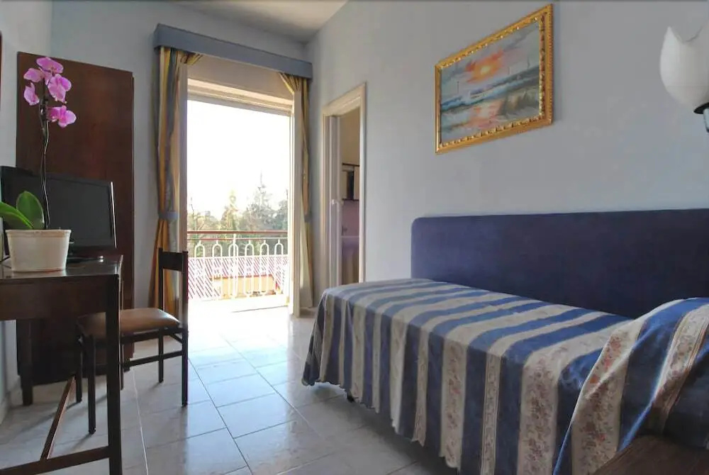 Hotel Fiore — 3