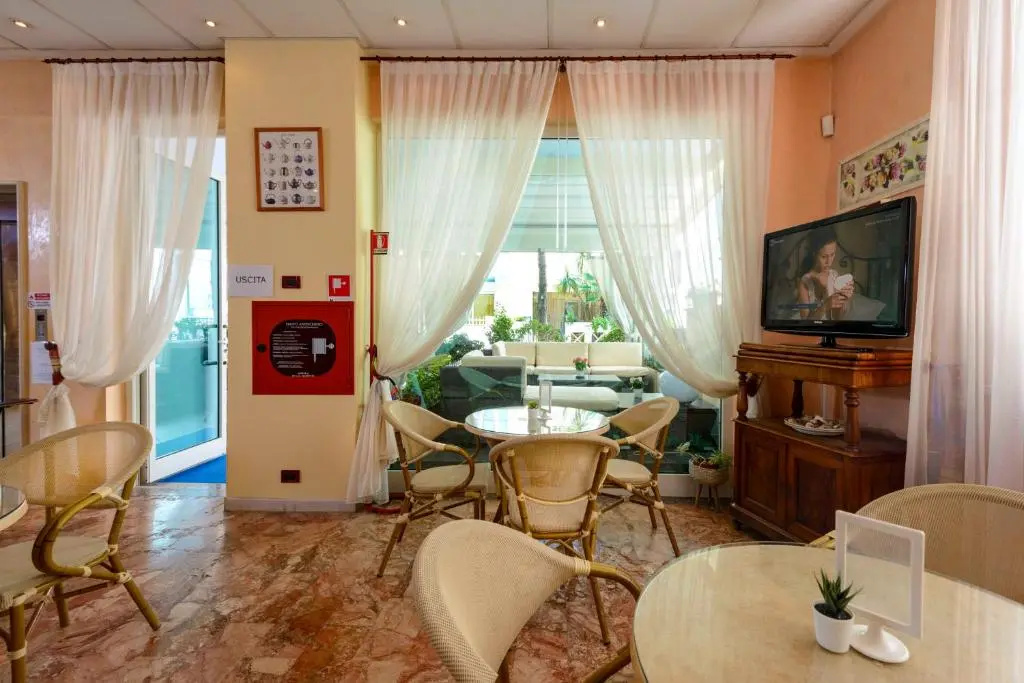 Hotel photo 3