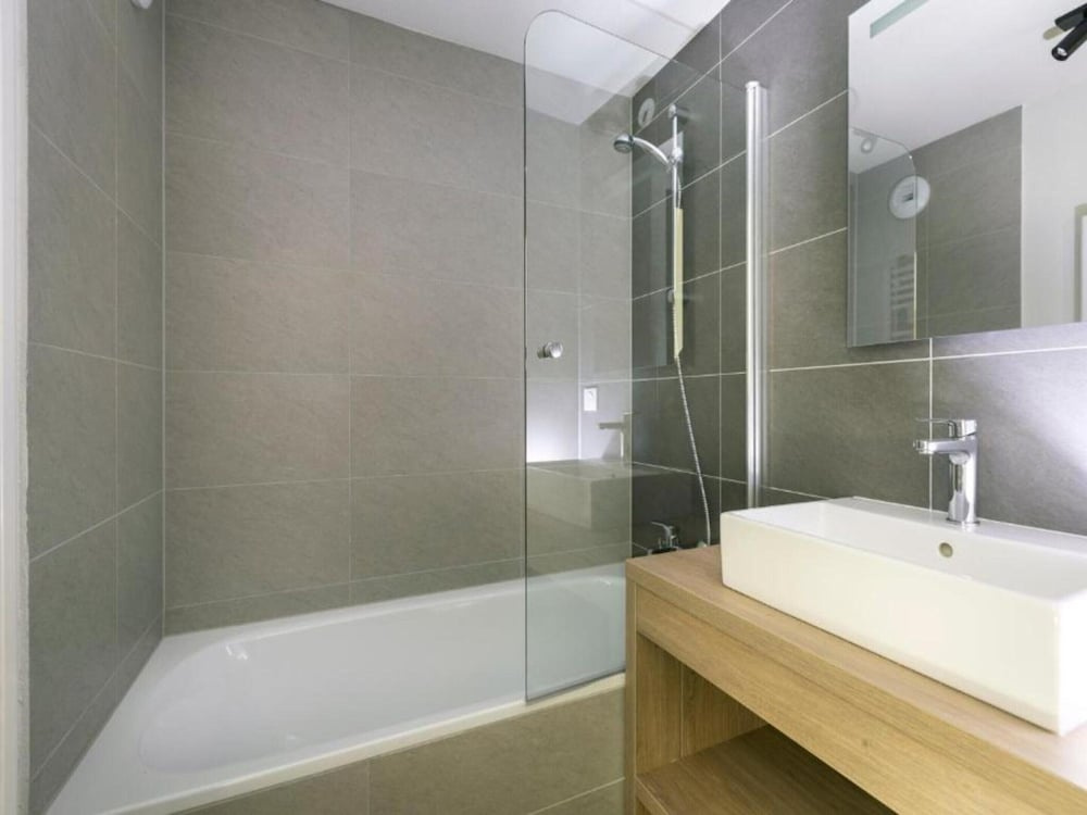 Voir la photo 4 — Sunny Alpine Retreat With Sauna, Pool
