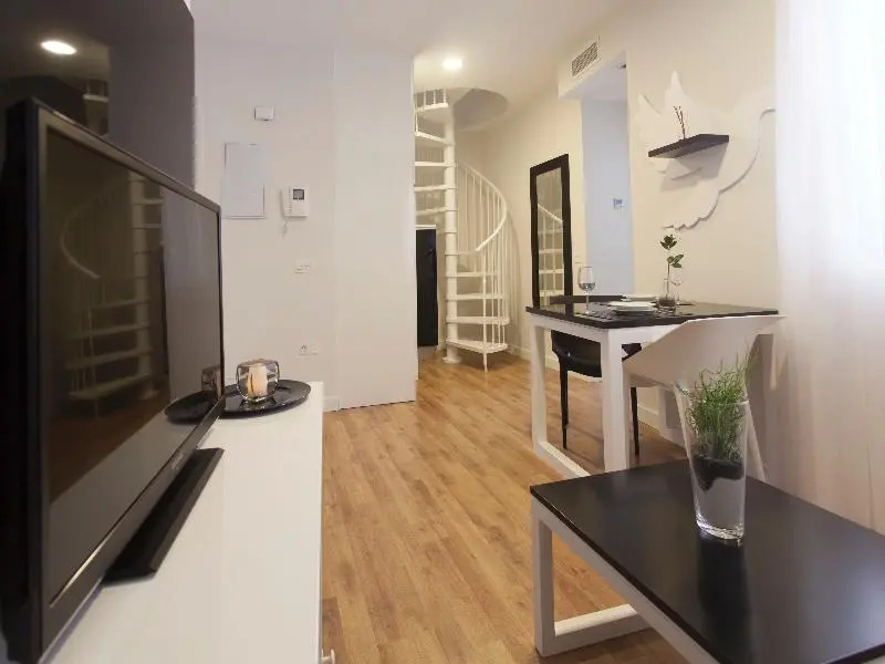 Picasso Suites Malaga - Chambres
