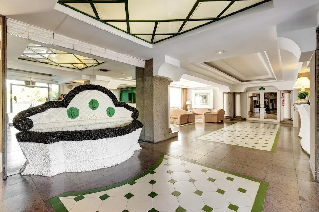 Hotel photo 11