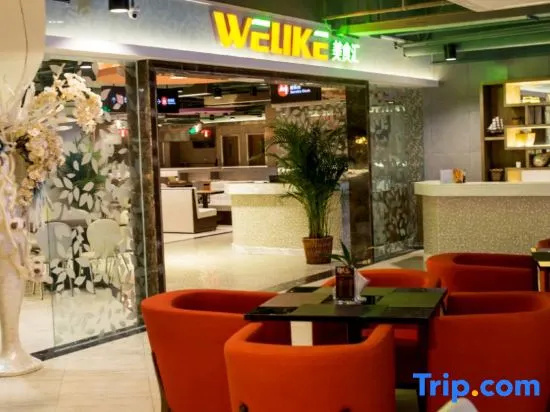 Food & Beverage