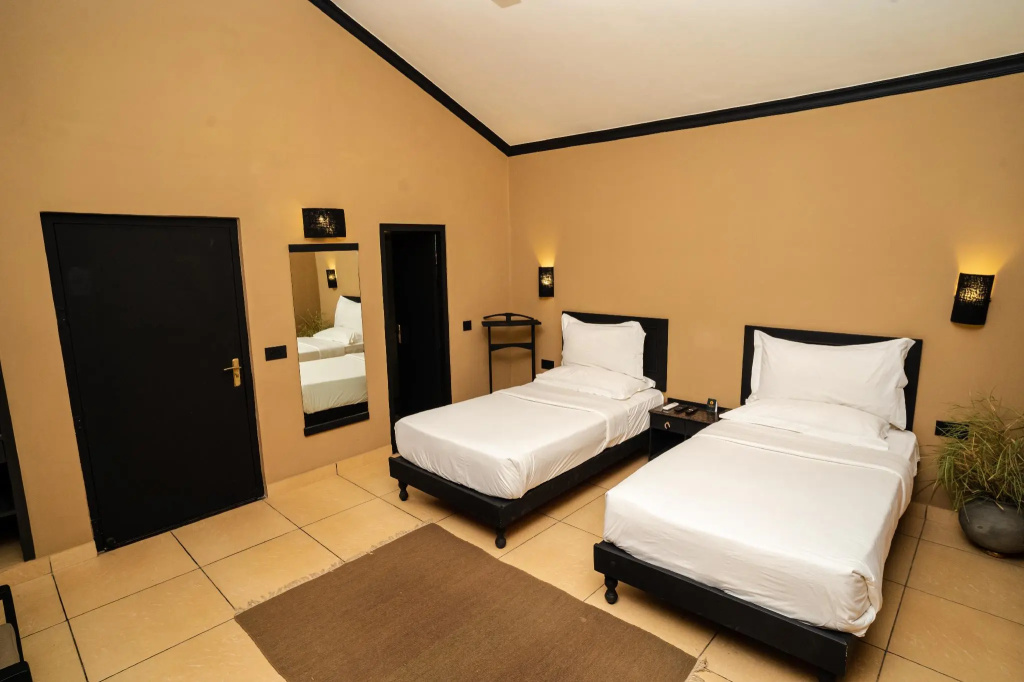 Deluxe Double room (twin beds)