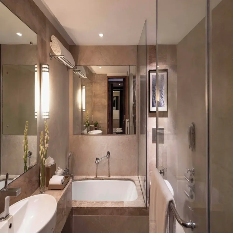 Luxury Double room with pool view (full double bed)