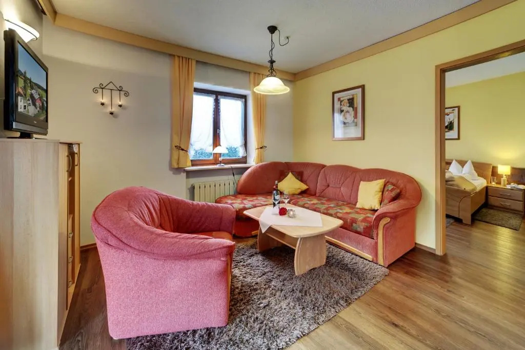 Zur neuen Post Landhotel - Chambres