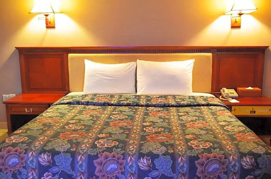 Mensvic Grand Hotel - Chambres