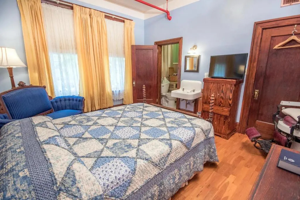 2 Bedrooms Family Suite