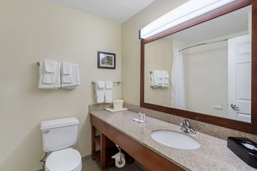 Quadruple Suite