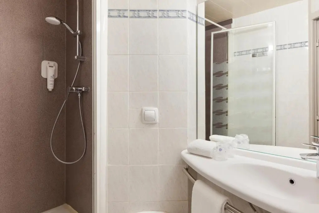 Brit Hotel Confort CAMBRAI - Chambres