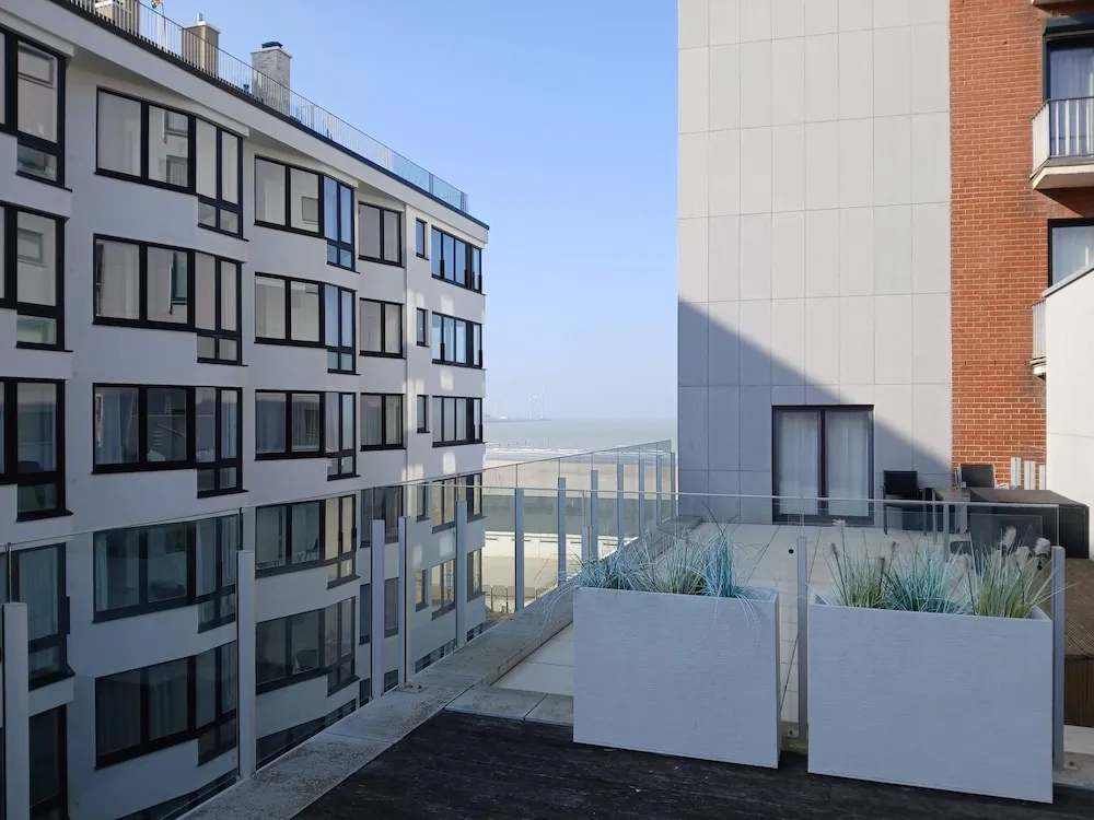 1 Bedroom Apartement With Large Seaview Terrace