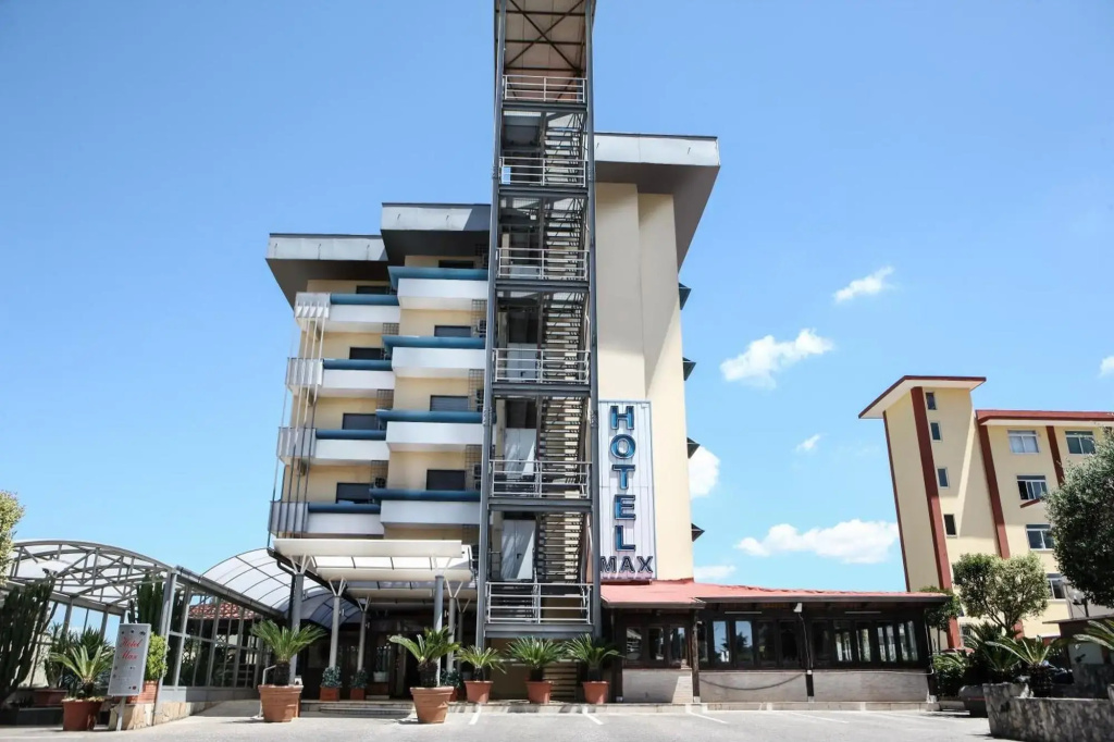 Hotel Max