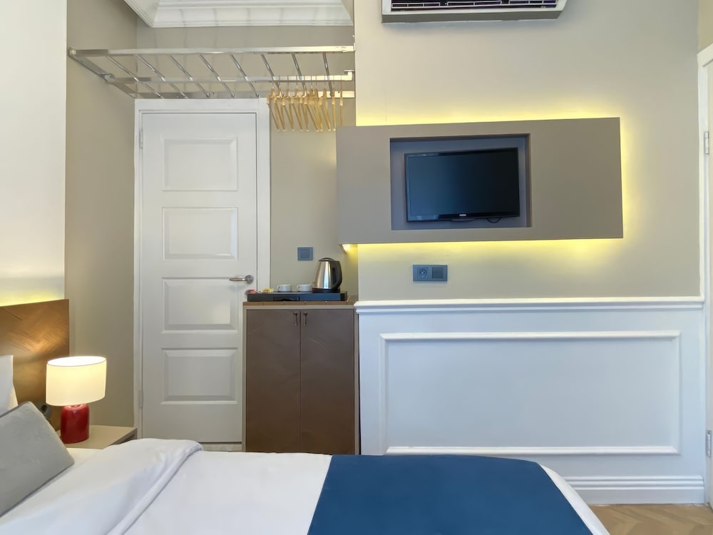 Pera Standard Rooms — 2