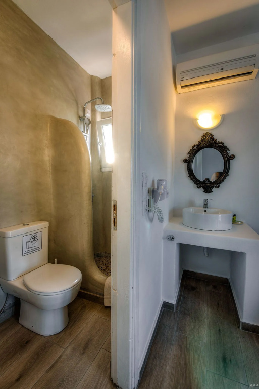 Standard Double room with sea view (full double bed)