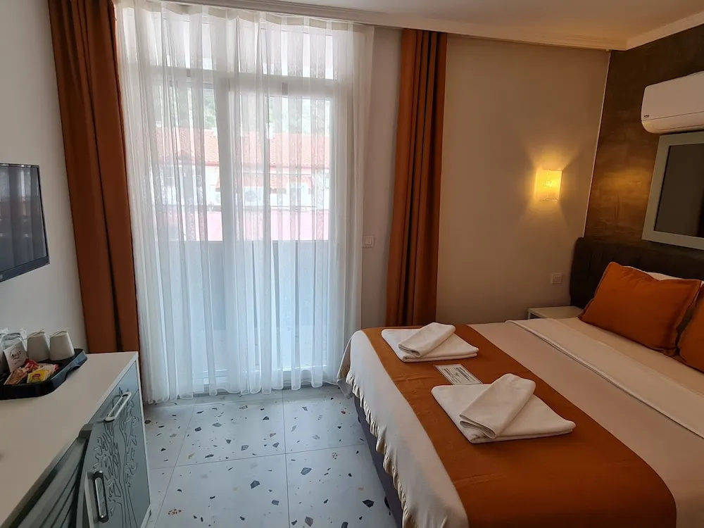 Tonoz Beach Hotel - Chambres