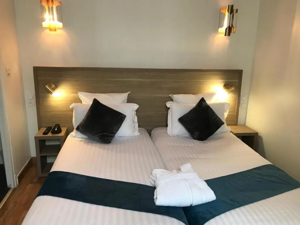 Standard Double room (twin beds)