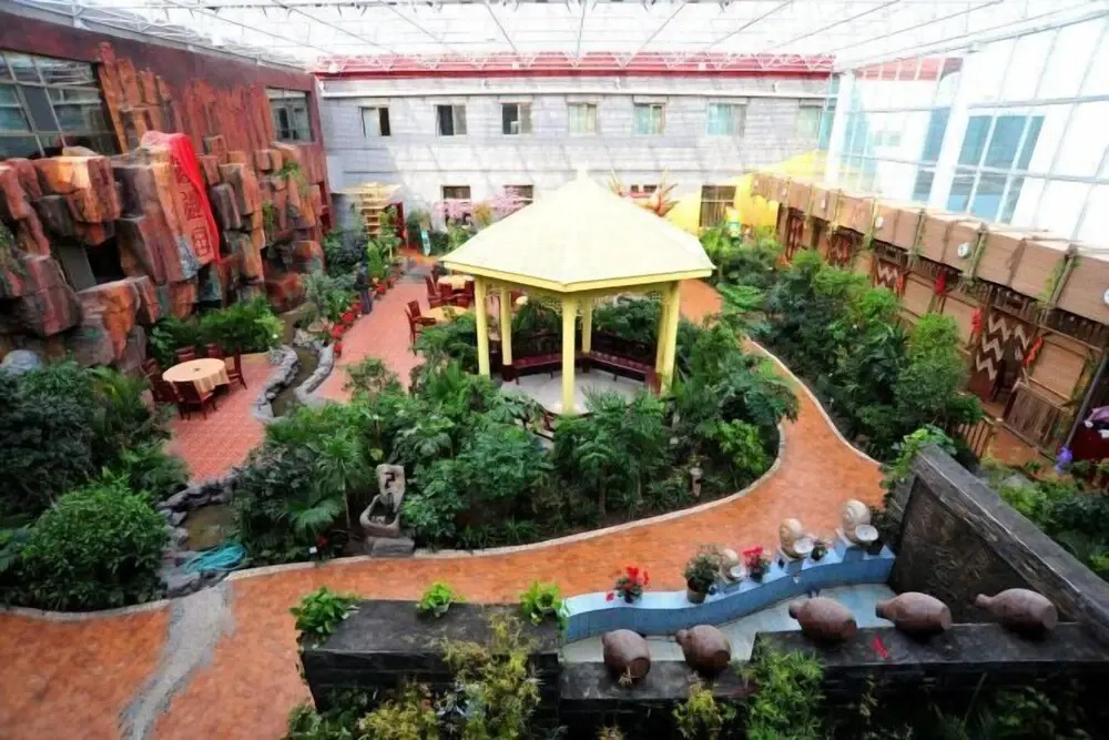 Jingyugong Hotel
