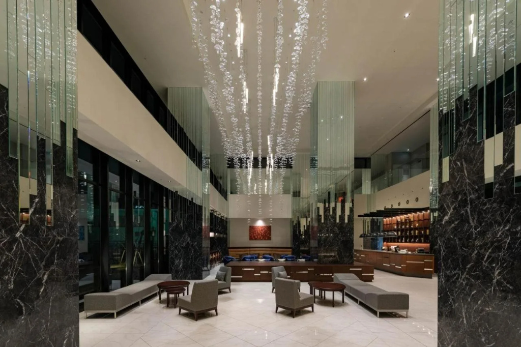 Lobby & Reception