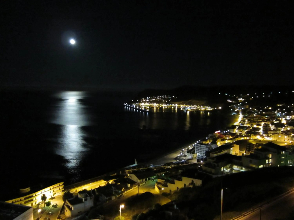 Sea View Apartment Sesimbra- Apartamento Vista Mar