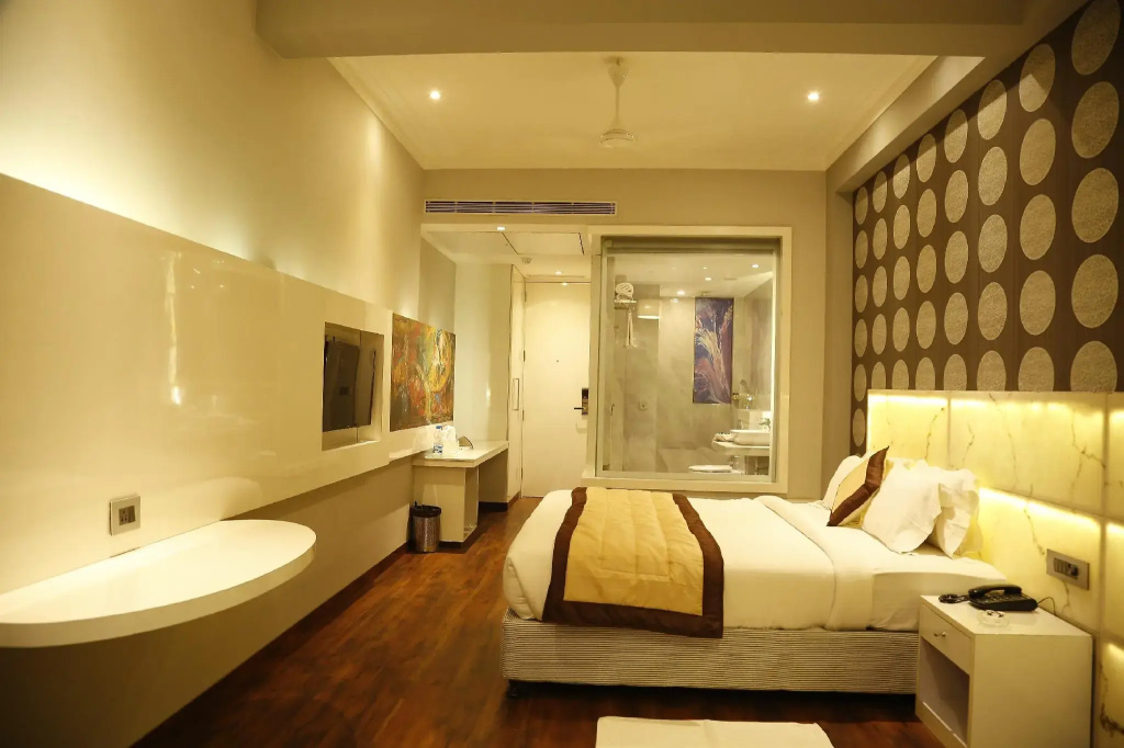 Hotel photo 12